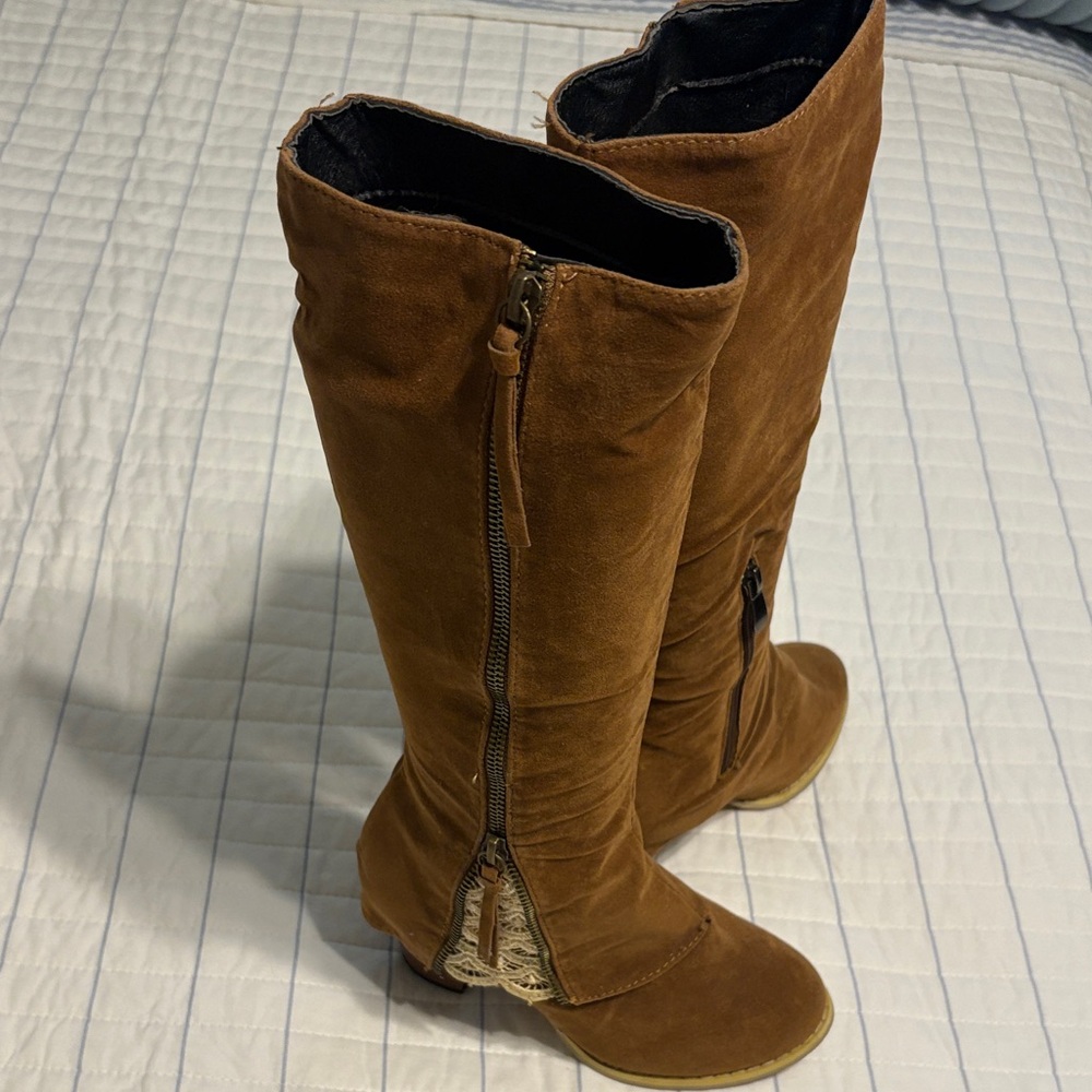 Brown Knee-High Women's Boots